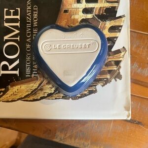 Le Creuset ramekin small Blue and Cream Heart Dish